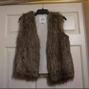 Jack by BB Dakota faux fur vest brown size XS